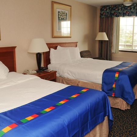 Park Inn By Radisson Harrisburg West Меканіксберґ Номер фото