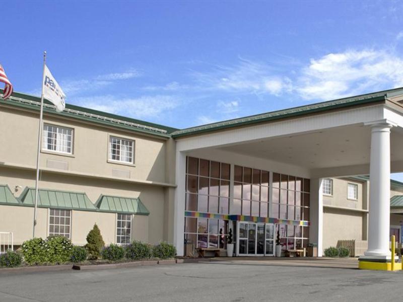 Park Inn By Radisson Harrisburg West Меканіксберґ Екстер'єр фото